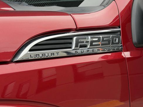 Used 2015 Ford F250 Lariat w/ Chrome Package image 8