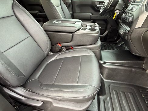 Used 2022 Chevrolet Silverado 1500 W/T w/ WT Value Package image 10