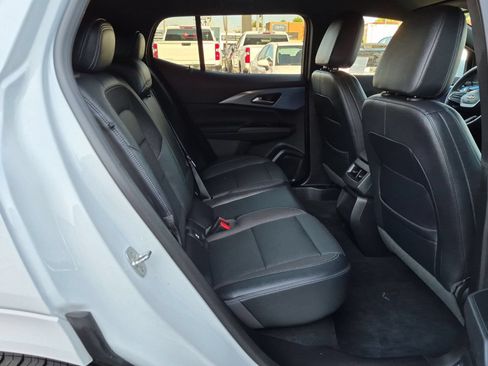 Used 2024 Chevrolet Equinox EV LT FWD image 26