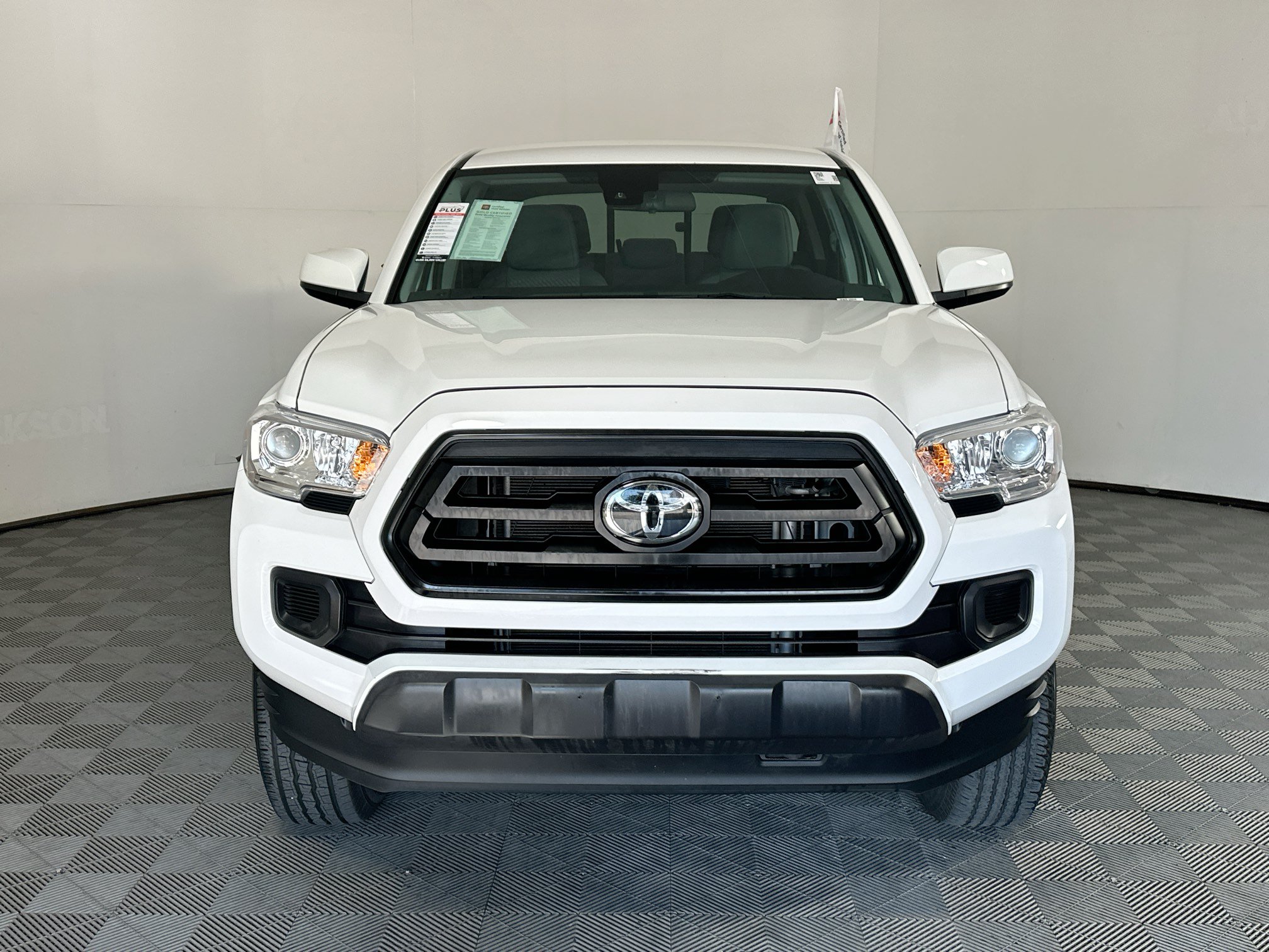 Certified 2023 Toyota Tacoma SR AWD/4WD image 8