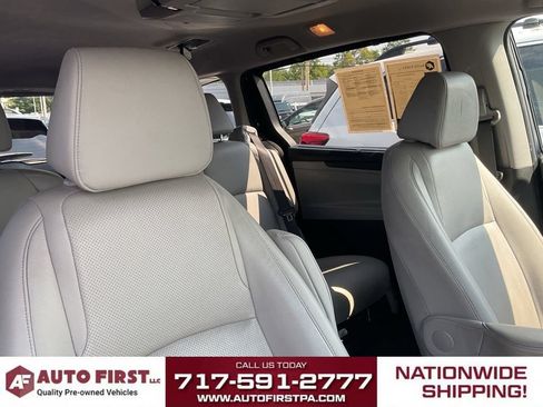 Used 2018 Honda Odyssey Elite image 18