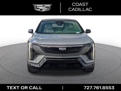 New 2025 Cadillac Optiq Sport 1 w/ LPO, ONYX Package image 4