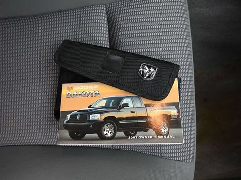 Used 2007 Dodge Dakota SLT w/ Trailer Tow Group AWD/4WD image 34