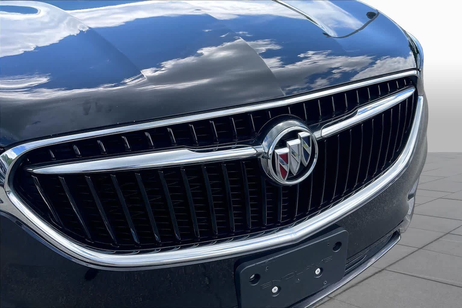 Used 2019 Buick Enclave Essence w/ Trailering Package, 5000 lbs. AWD/4WD image 31