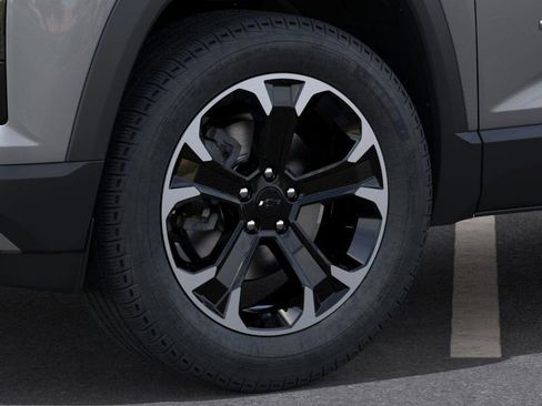 New 2026 Chevrolet Equinox LT w/ Convenience Package II AWD/4WD image 9