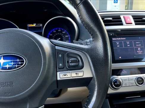 Used 2017 Subaru Outback 2.5i Limited image 20