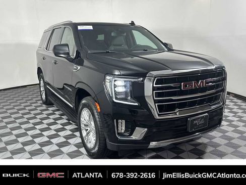 Used 2023 GMC Yukon SLT image 1