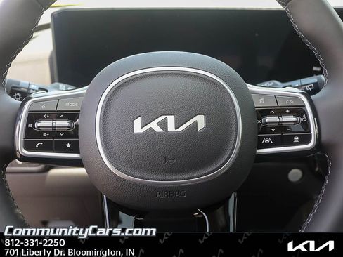 New 2026 Kia Carnival SX Prestige image 11