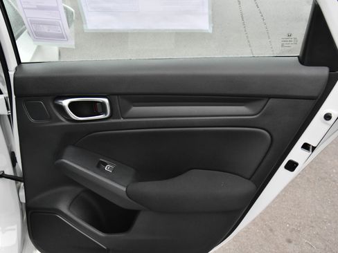 Used 2025 Honda Civic LX image 36