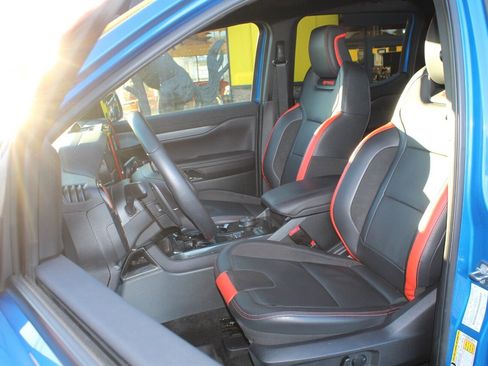 Used 2025 Ford Ranger Raptor image 13