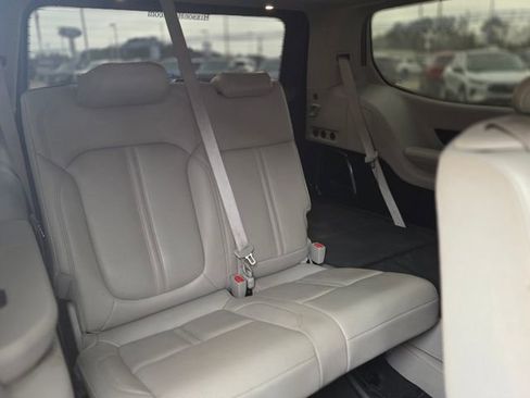 Used 2022 Jeep Wagoneer Series III image 21