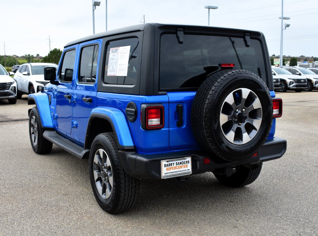 Used 2023 Jeep Wrangler Unlimited Sahara w/ Cold Weather Group AWD/4WD image 4