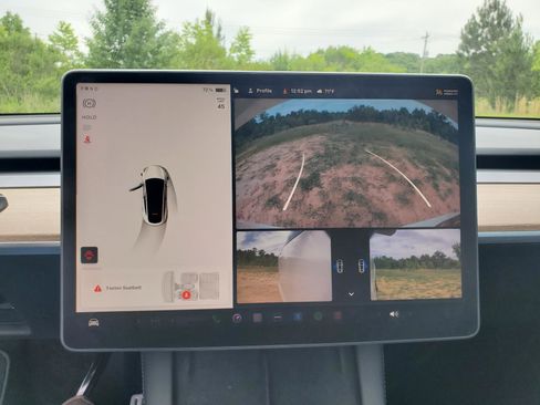 Used 2022 Tesla Model Y Performance AWD/4WD image 31