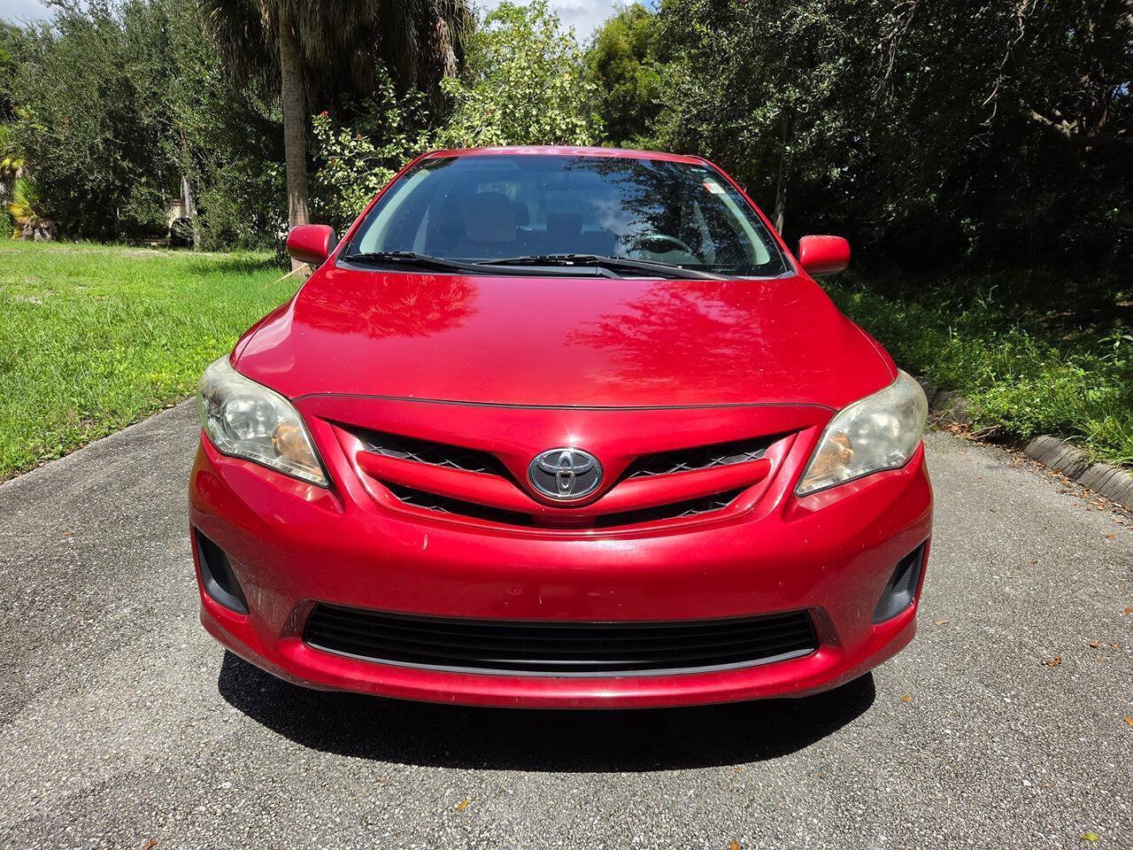 Used 2013 Toyota Corolla L FWD image 2