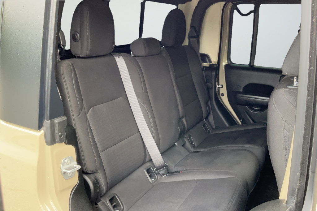 Used 2022 Jeep Gladiator Sport AWD/4WD image 20