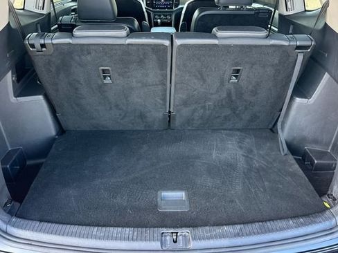 Used 2022 Volkswagen Atlas SEL image 18