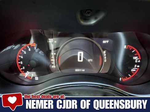 Used 2025 Dodge Durango GT AWD/4WD image 15
