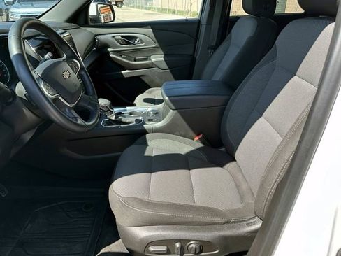 Certified 2023 Chevrolet Traverse LT image 19