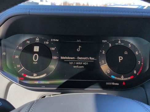 New 2026 Land Rover Range Rover Long Wheelbase SE AWD/4WD image 36