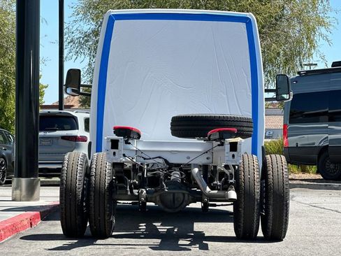 Used 2024 Mercedes-Benz Sprinter 4500 image 5