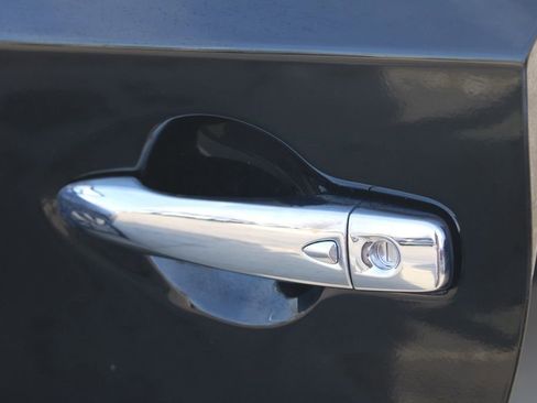 Used 2020 Nissan Murano SL w/ Moonroof Package image 16