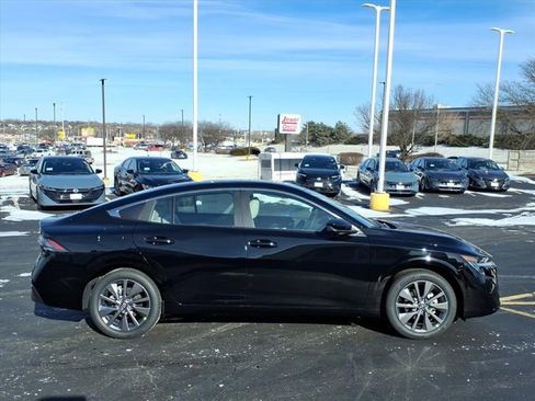 New 2026 Nissan Sentra SL image 2