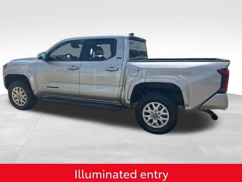 Used 2024 Toyota Tacoma SR5 image 10