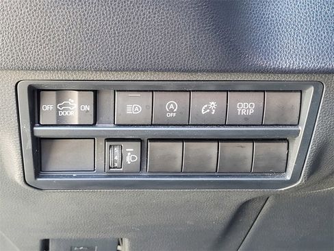 Used 2023 Toyota Tundra SR5 image 11