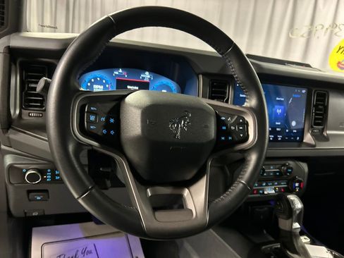Used 2025 Ford Bronco Big Bend image 14