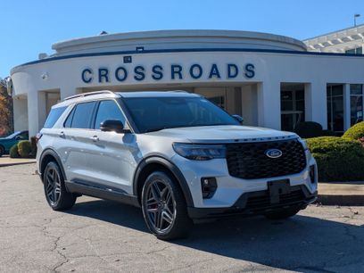 New 2026 Ford Explorer ST-Line w/ ST-Line Street Pack