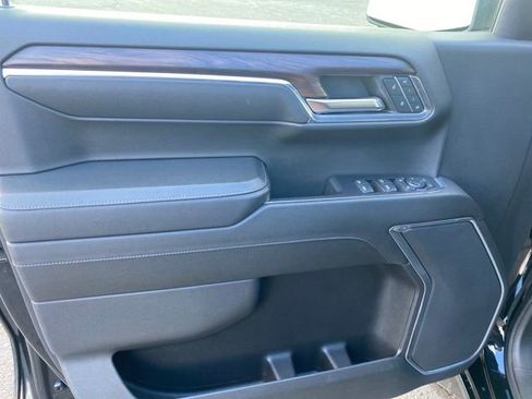 Certified 2024 GMC Sierra 1500 SLT image 16