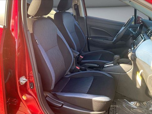 Used 2025 Nissan Versa SV w/ Trunk Package FWD image 30
