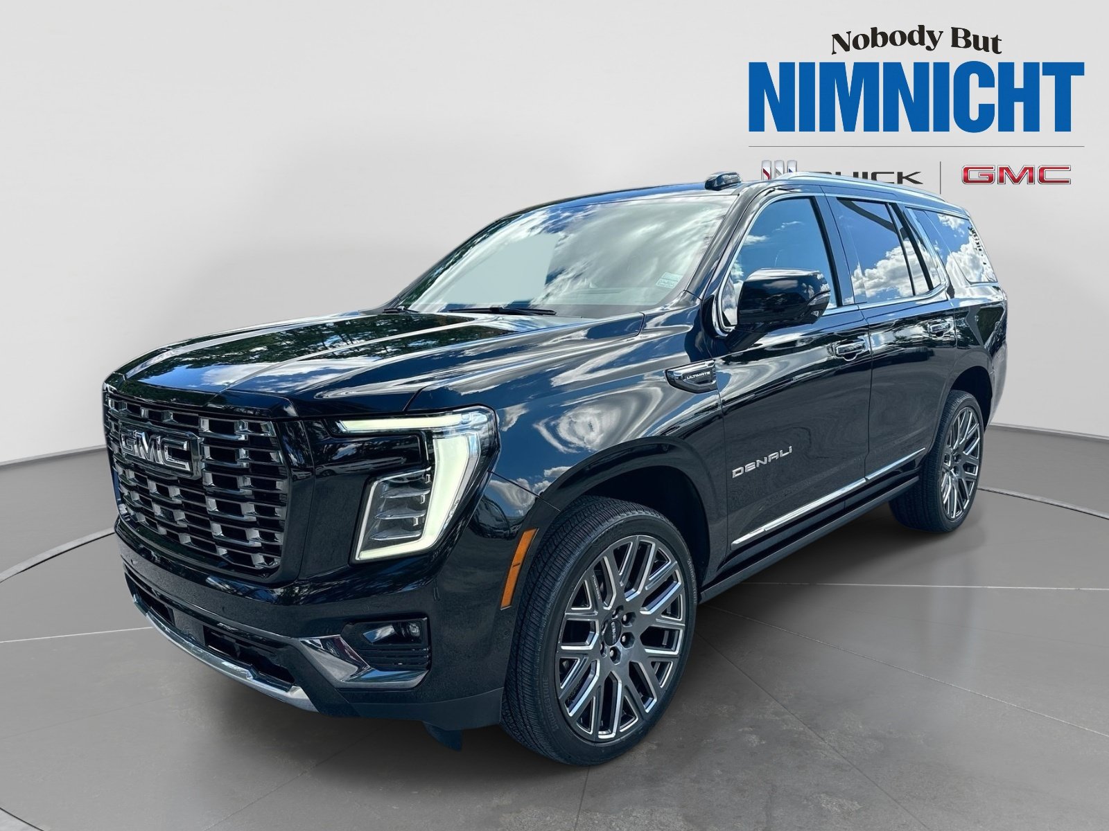 Certified 2025 GMC Yukon Denali Ultimate AWD/4WD image 1