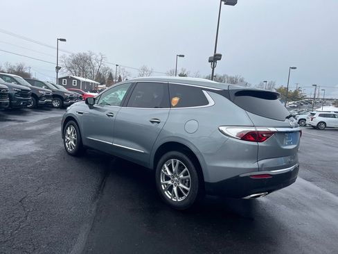 Used 2023 Buick Enclave Premium w/ Experience Buick Package image 3
