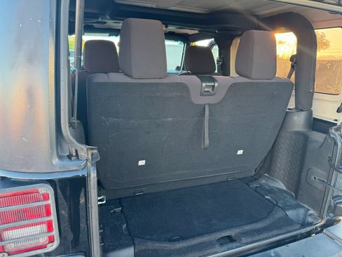 Used 2013 Jeep Wrangler Sport AWD/4WD image 6