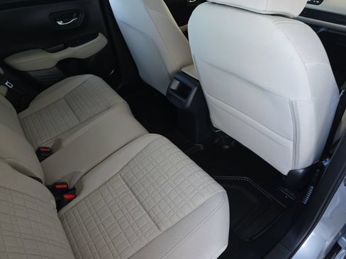 Certified 2025 Honda HR-V LX image 13