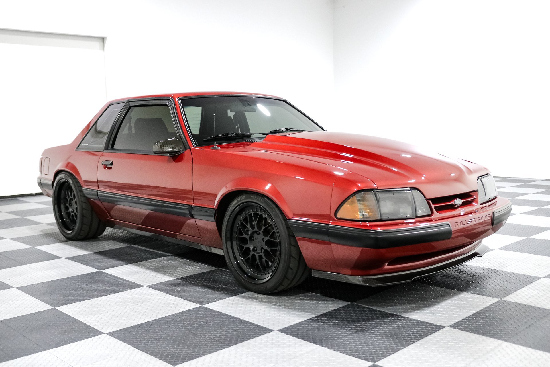 Used 1990 Ford Mustang LX RWD image 1