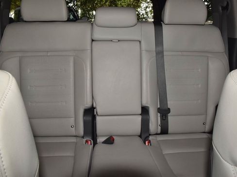Used 2024 Hyundai Santa Fe Limited FWD image 21