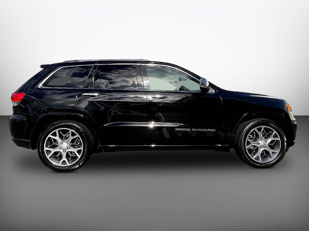 Used 2020 Jeep Grand Cherokee Overland AWD/4WD image 8