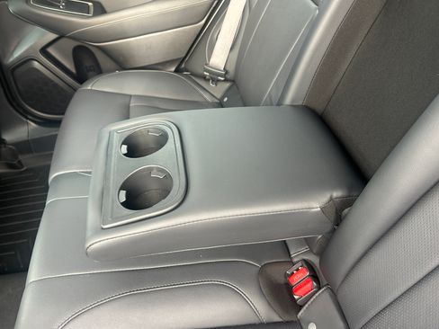 Used 2021 Subaru Outback Limited image 31