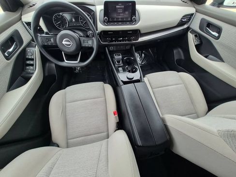 Used 2022 Nissan Rogue SV AWD/4WD image 13