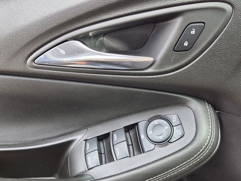 Used 2023 Buick Encore GX Select image 13