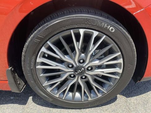 Used 2023 Kia Forte GT-Line FWD image 11