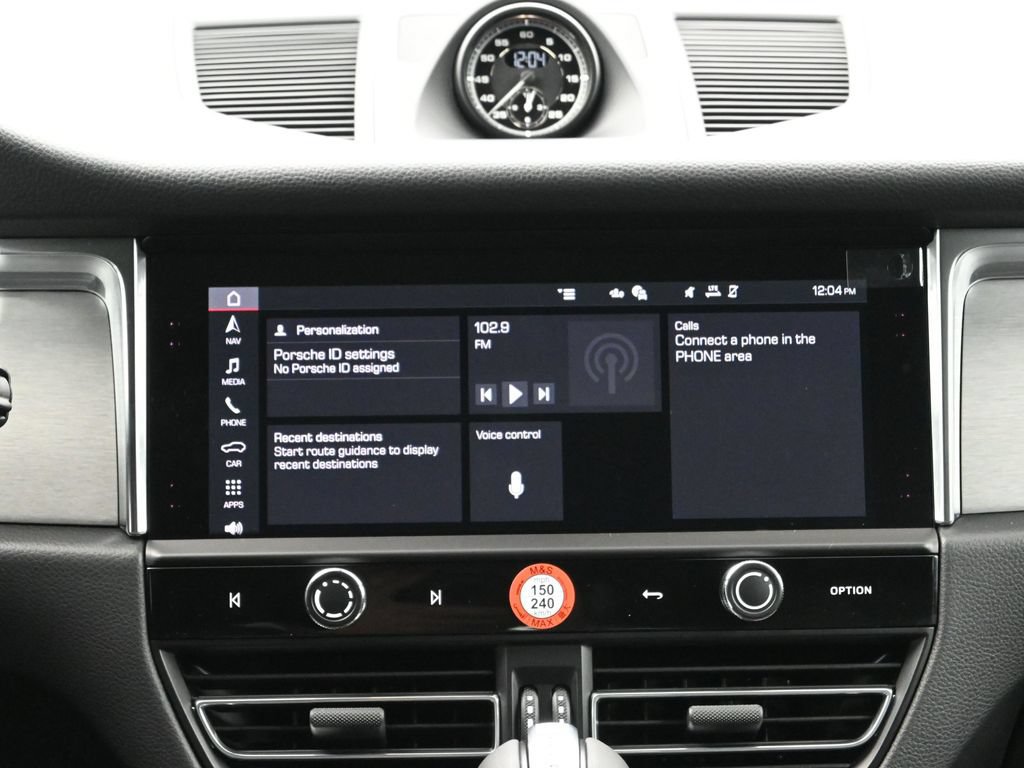 Certified 2026 Porsche Macan AWD/4WD image 21