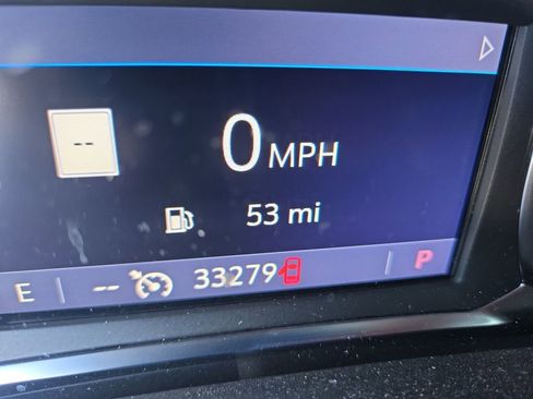 Used 2022 GMC Terrain SLE w/ Driver Convenience Package image 12