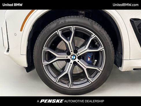 Used 2024 BMW X5 xDrive40i w/ M Sport Package image 2