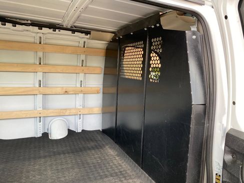 Used 2025 Chevrolet Express 2500 w/ Driver Convenience Package RWD image 34
