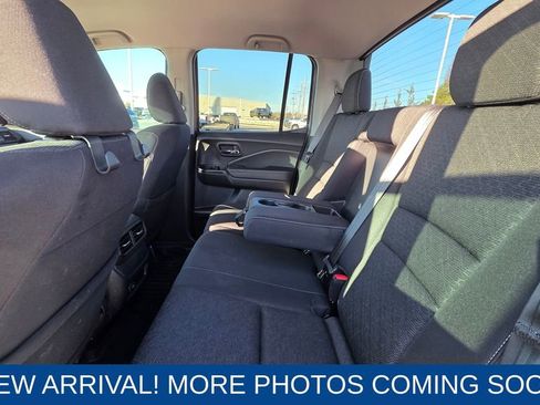 Used 2024 Honda Ridgeline Sport image 13