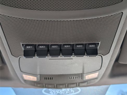 Used 2017 Ford F550 4x4 Regular Cab Super Duty image 25