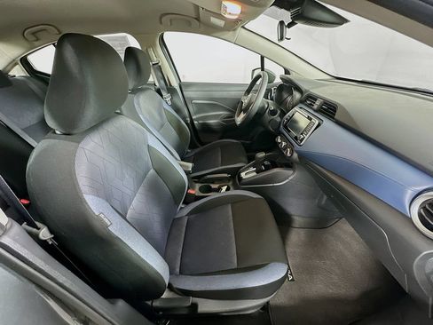 Certified 2025 Nissan Versa SV FWD image 34